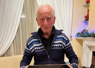 Η ΠΑΕ ΑΕΚ έκανε δώρο στον θρύλο, Ανδρέα Σταματιάδη την μακέτα του γηπέδου (ΦΩΤΟ)