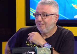 Στάθης Παναγιωτόπουλος – καταγγέλλουσα: “Είχε κανάλι δέκα χρόνια με βίντεο από άλλες οκτώ γυναίκες”