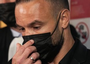 Ολυμπιακός: Διάρρηξη στο σπίτι του Βαλμπουενά στη Βουλιαγμένη