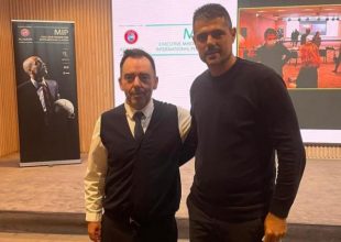 Σε σεμινάριο της UEFA στην Πορτογαλία ο Ταυλαρίδης (ΦΩΤΟ)