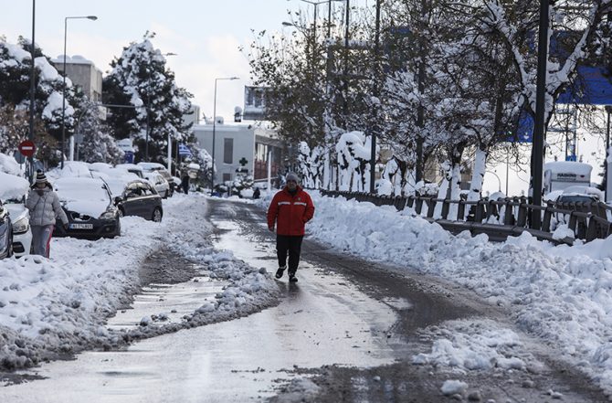 Κακοκαιρία «Ελπίς» – Στυλιανίδης: Αργία και αύριο Τετάρτη σε Αττική, Κυκλάδες, Δωδεκάνησα και Κρήτη