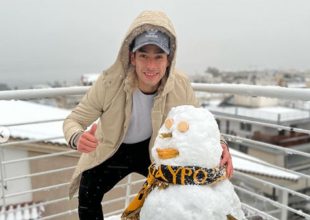 Αραούχο: Έφτιαξε έναν… ΑΕΚτζή χιονάνθρωπο (ΦΩΤΟ)