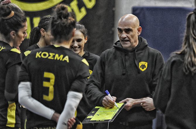 Βόλεϊ Γυναικών: «Ανοιχτό» του προπονητή στην ΑΕΚ