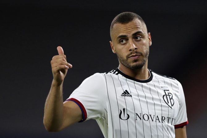 Η Φιορεντίνα βρήκε τον αντί-Βλάχοβιτς στο πρόσωπο του Καμπράλ