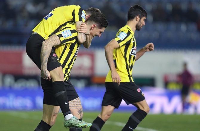 Οι παίκτες αφιέρωσαν τη νίκη σε Ατματσίδη, Κορομηλά και Νταντσένκο