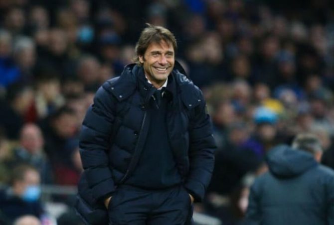 Όλα ανοιχτά για Τότεναμ και Κόντε