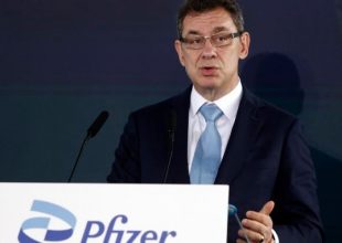 Μπουρλά: “Την άνοιξη θα επιστρέψουμε στην κανονικότητα”