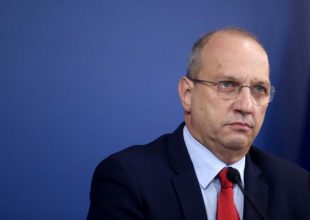 Οικονόμου για επίθεση στην ΑΣΟΕΕ: Οι ένοχοι θα ανευρεθούν και θα παραδοθούν στη δικαιοσύνη