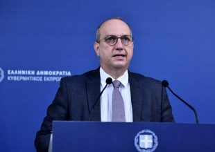 Κυβερνητικός εκπρόσωπος για τα μέτρα στα γήπεδα: «Πρόωρο να μιλήσουμε για χαλάρωση»
