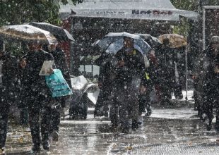 Έκτακτο δελτίο επιδείνωσης – Καταιγίδες και πυκνές χιονοπτώσεις από το βράδυ της Παρασκευής