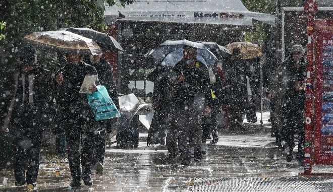 Έκτακτο δελτίο επιδείνωσης – Καταιγίδες και πυκνές χιονοπτώσεις από το βράδυ της Παρασκευής