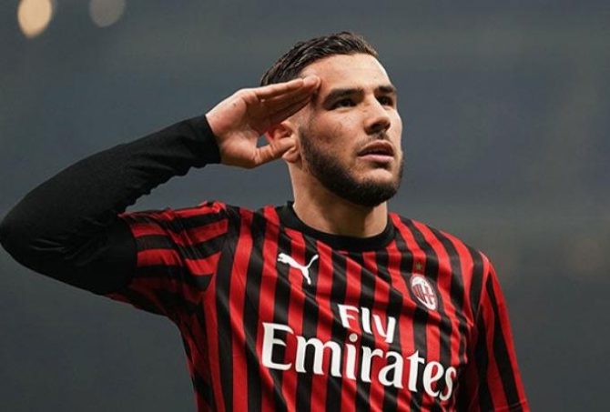 Υπογράφει ως το 2026 στη Μίλαν ο Ερναντέζ
