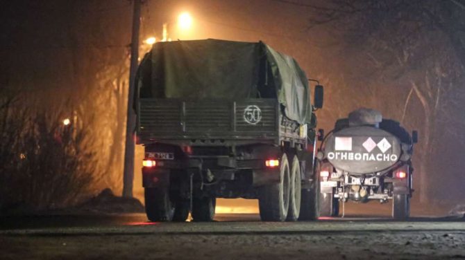 Πόλεμος στην Ουκρανία: Ολομέτωπη ρωσική επίθεση σε Κίεβο και Μαριούπολη