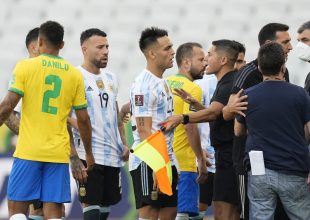 FIFA: Ορίστηκε εκ νέου το Βραζιλία – Αργεντινή που είχε διακοπεί λόγω εφόδου της αστυνομίας