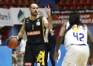 Δεν άντεξε στη Λάρισα η «λαβωμένη» ΑΕΚ