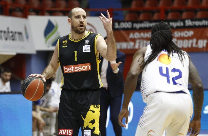 Δεν άντεξε στη Λάρισα η «λαβωμένη» ΑΕΚ