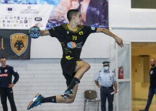 Κοτσιώνης: «Χαρούμενος για τη νίκη, αλλά έχουμε δύσκολη συνέχεια»