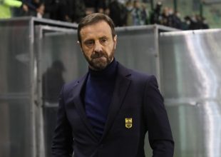 Μάντζιος: “Ήταν ιδιαίτερης σημασίας η νίκη με ΑΕΚ, δύσκολο το παιχνίδι με τον Βόλο”