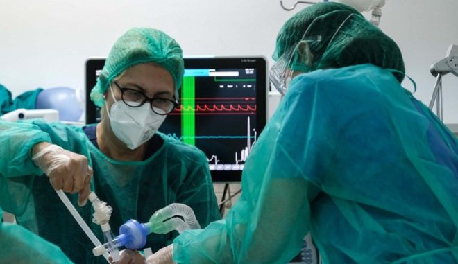 Κορωνοϊός: 17.656 νέα κρούσματα σήμερα στην Ελλάδα – 92 νεκροί και 512 διασωληνωμένοι