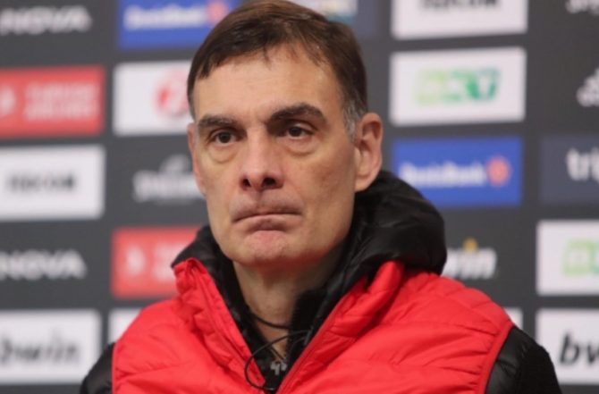 Μπαρτζώκας: «Το Κύπελλο είναι γάμος για έναν και κηδεία για τρεις»