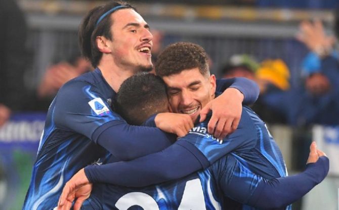 Πολύ σκληρή για να… πέσει από την κορυφή η Νάπολι