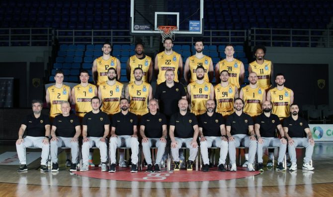 Η νέα φωτογράφιση της Βασίλισσας (ΦΩΤΟ)