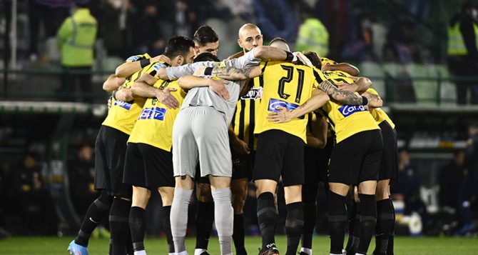 Λίγη τσίπα δεν έχετε;