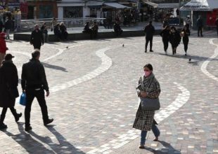 Παπαευαγγέλου: Το 1,5% του πληθυσμού είναι ενεργά κρούσματα