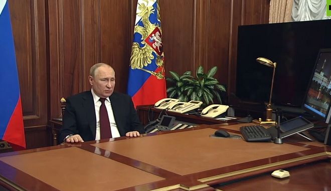 Πούτιν: Αναγνώρισε την αυτονομία Λουγκάνσκ και Ντόνετσκ με απειλές προς το Κίεβο