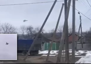 Πόλεμος στην Ουκρανία: Ρωσικά μαχητικά Sukhoi πετούν πάνω από το Χάρκοβο