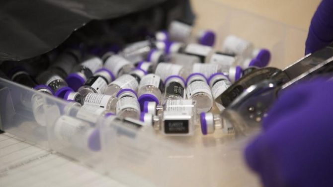 ΠΟΥ: Η οξεία φάση της πανδημίας μπορεί να λήξει φέτος αν εμβολιαστεί το 70% του παγκόσμιου πληθυσμού