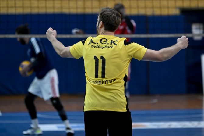 Αχιλλεόπουλος για ΑΕΚ: «Χαμένος ιδρώτας και αγωνίες – Εις το επανιδείν» (pic)