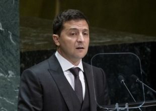 Πόλεμος στην Ουκρανία: Ο Ζελένσκι καλεί τον Πούτιν σε διαπραγματεύσεις