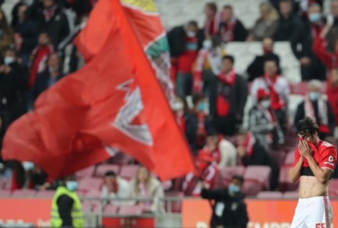 Σε κρίση η Μπενφίκα: Το πήρε πάνω του ο Ρουί Κόστα