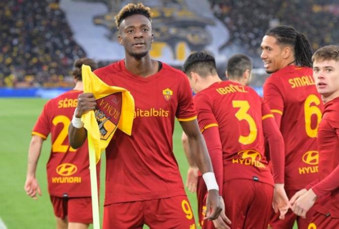 Τεράστια νίκη η Ρόμα Τεράστια νίκη η Ρόμα