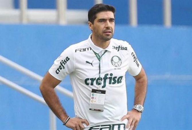 Σκέφτεται την αποχώρηση λόγω… βίας ο Φερέιρα: «Πρέπει να ληφθούν μέτρα»