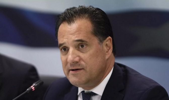 Επίθεση με γκαζάκια στο πολιτικό γραφείο του Άδωνι Γεωργιάδη