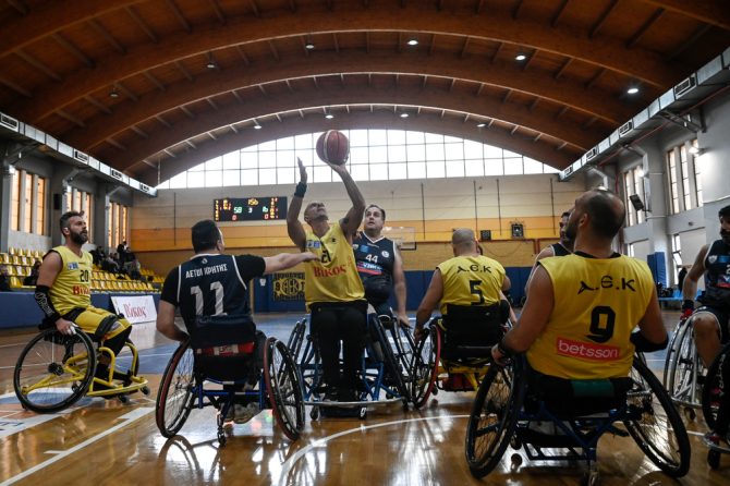 Άνετη νίκη επί των Αετών και πάει για άνοδο!