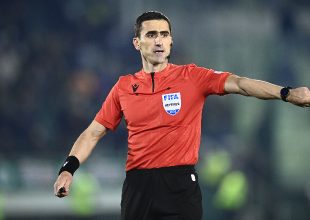 Διαμαρτύρεται για χέρι του Σάρλια η ΑΕΚ (ΦΩΤΟ)