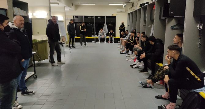 Αποχαιρέτησε τους παίκτες του ο Δέδας (pics)