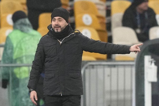 Συγκλονίζει ο Ντε Τζέρμπι: “Θέλω να επιστρέψω στον πάγκο της Σαχτάρ, εγκληματίες οι Ρώσοι” Συγκλονίζει ο Ντε Τζέρμπι: “Θέλω να επιστρέψω στον πάγκο της Σαχτάρ, εγκληματίες οι Ρώσοι”