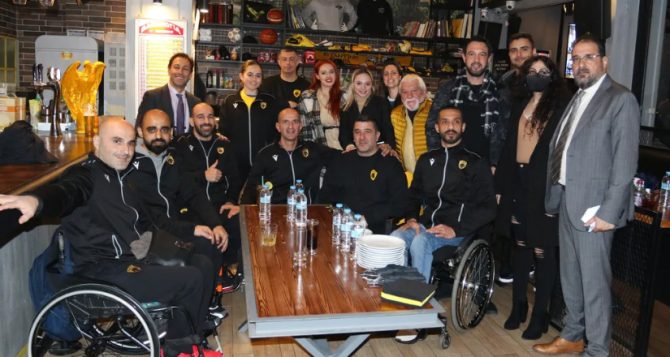 Έκοψαν την πίτα τους τα τμήματα Μπάσκετ με αμαξίδιο και Futsal της ΑΕΚ