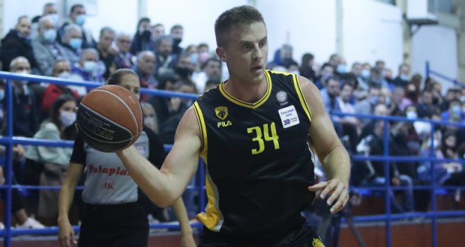 Για τη νίκη στο κομβικό ματς με Ιωνικό η Βασίλισσα