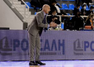 Καντζούρης: «Για μια ομάδα που θα τιμήσει το έμβλημα»