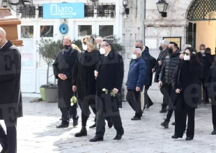 Δημήτρης Κοντομηνάς: Στην Ύδρα έγινε η εξόδιος ακολουθία