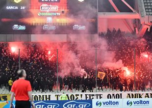 Πανό της ORIGINAL 21 κατά της διοίκησης: «Μελισσανίδη ξύπνα ή φύγε» (ΦΩΤΟ)