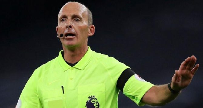 Αποσύρεται μετά από 37 χρόνια ο διαιτητής Μάικ Ντιν