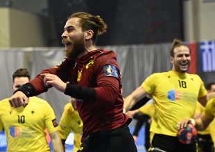 Αποχαιρέτησε την ΑΕΚ ο Μπουκοβίνας (ΦΩΤΟ)
