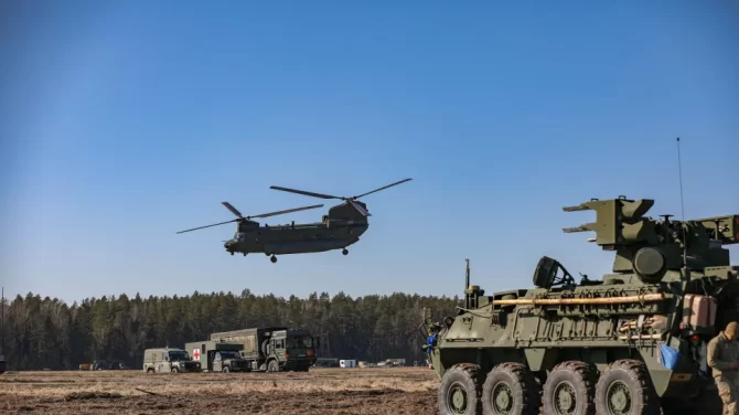 Εισβολή στην Ουκρανία: Η Τσεχία ενισχύει την ανατολική πτέρυγα του ΝΑΤΟ στέλνοντας 400 στρατιώτες στη Σλοβακία