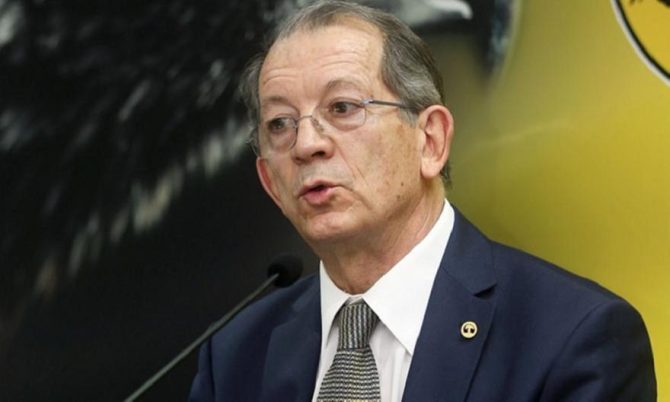 Νικολάου: «Μου θυμίζει την τακτική του Φάντρονκ, αυτή του Αλμέιδα»